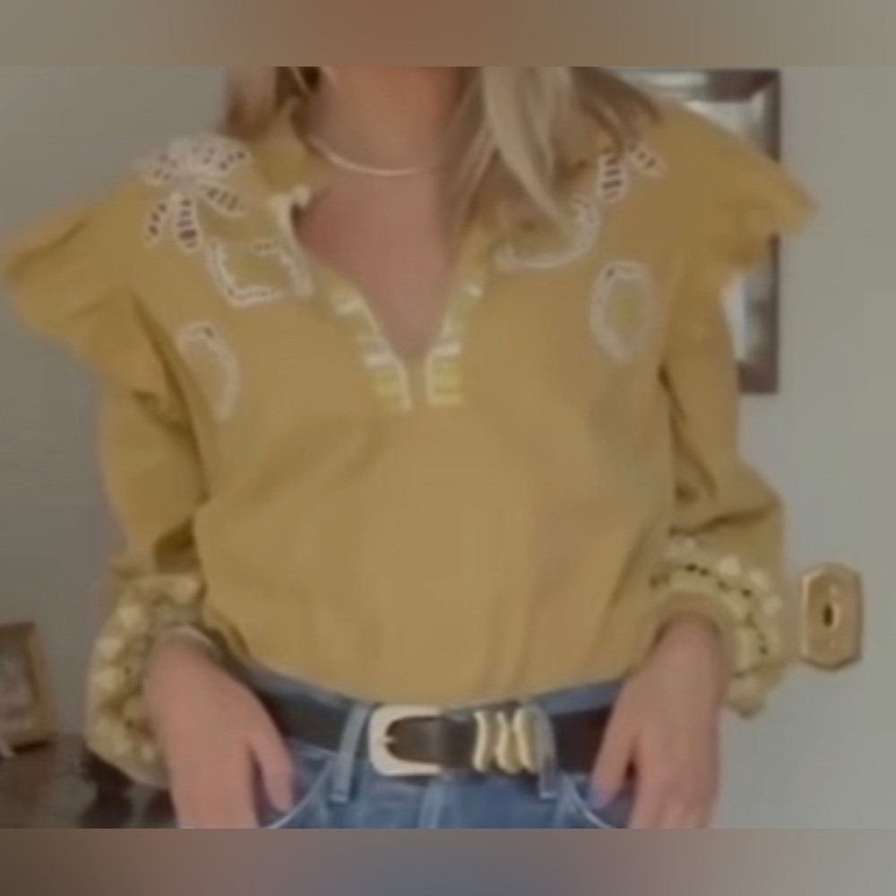 CHUFY Dilli Embroidered Blouse